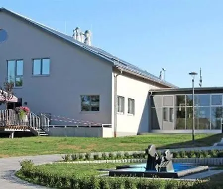 Apartament Und Gaestezimmer Herrmann *